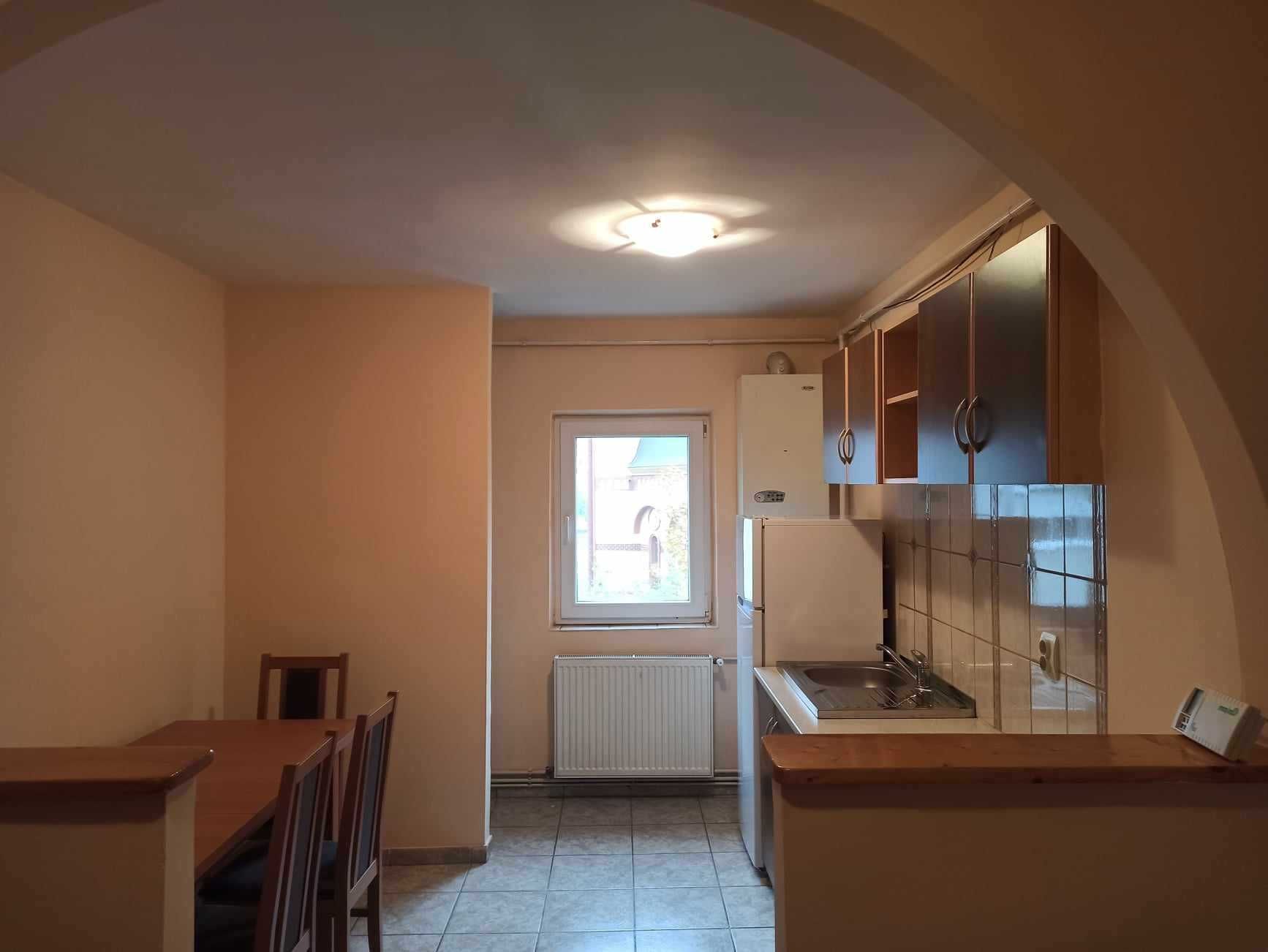 Apartament cu 2 camere, Et.3, Str.Brasov, Micro17