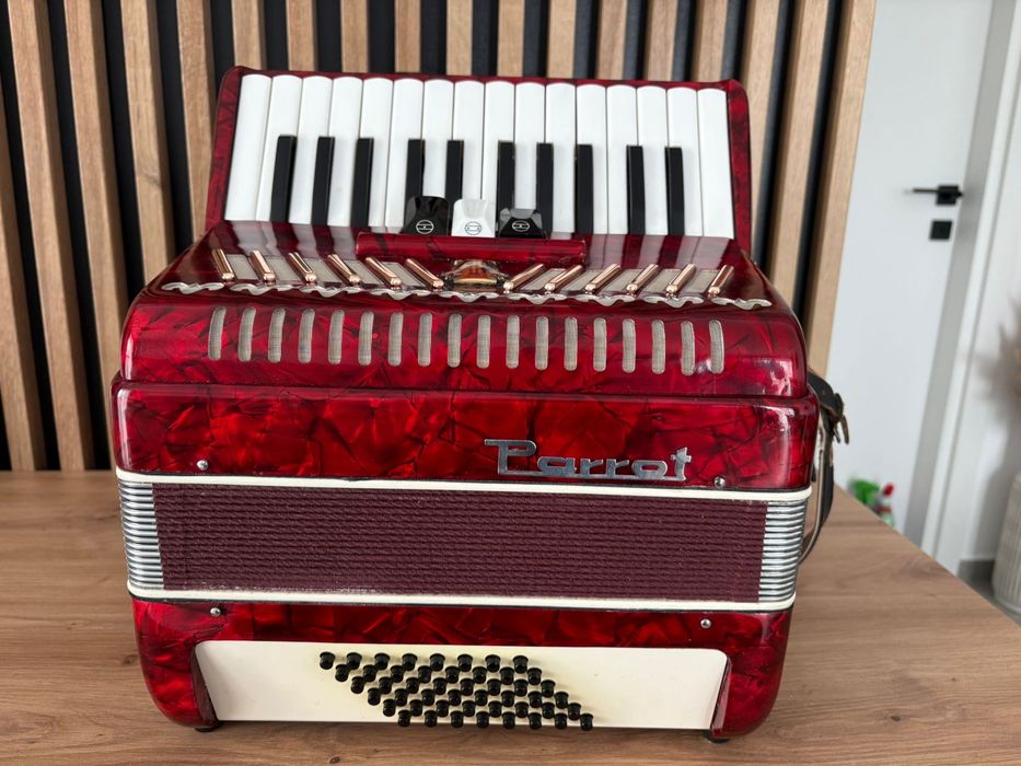 Acordeon Parrot cu 48 de basi