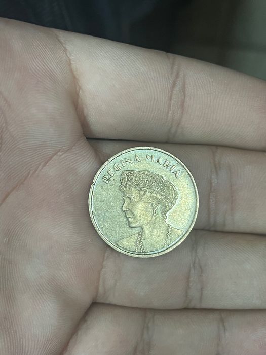 Vând monedă Regina Maria pentru colectionari.NEGOCIABIL!