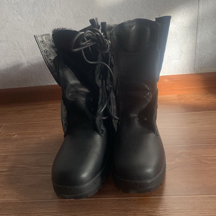 Берцы чёрные, новые