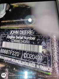 Продавам оборудване за двигател john deere серийния номера на снимката