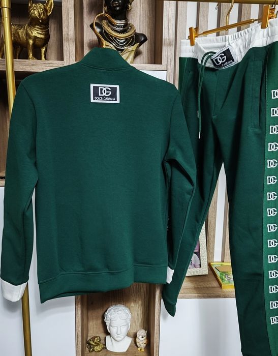 Oferta!! Compleu D&G,calitate tot,mai multe marimi,cititi va rog descr