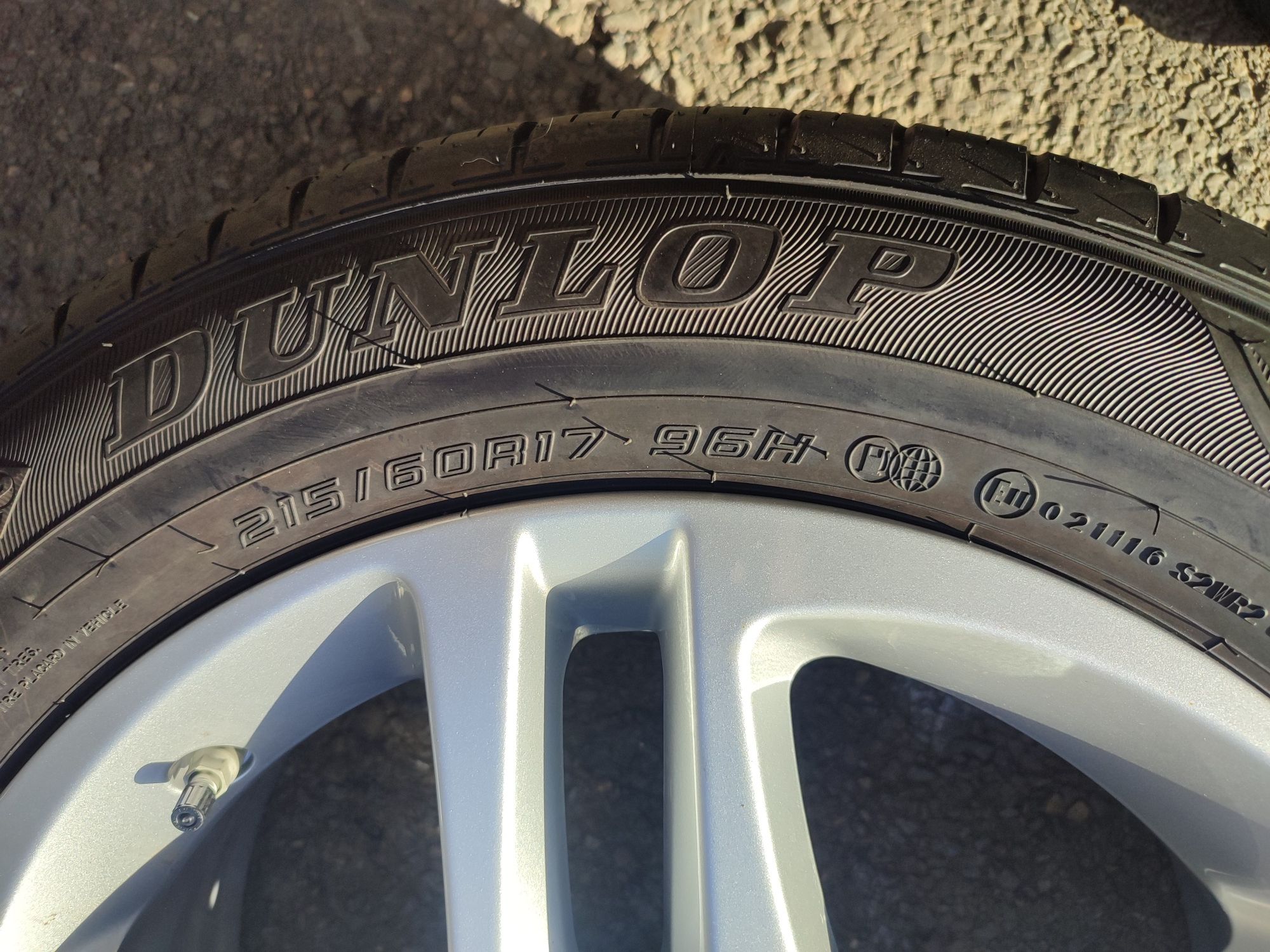 215/60/17" 4бр Dunlop enasave ec300+,Дот0423