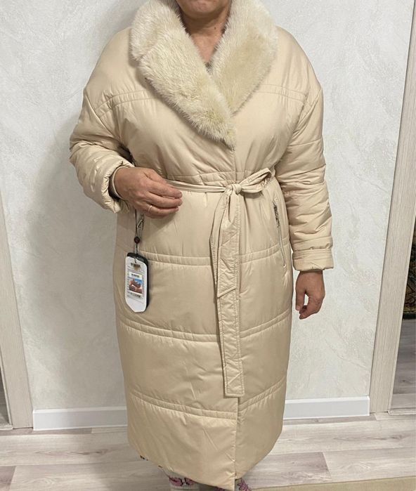 Куртка женская с итекеткой 50 размер