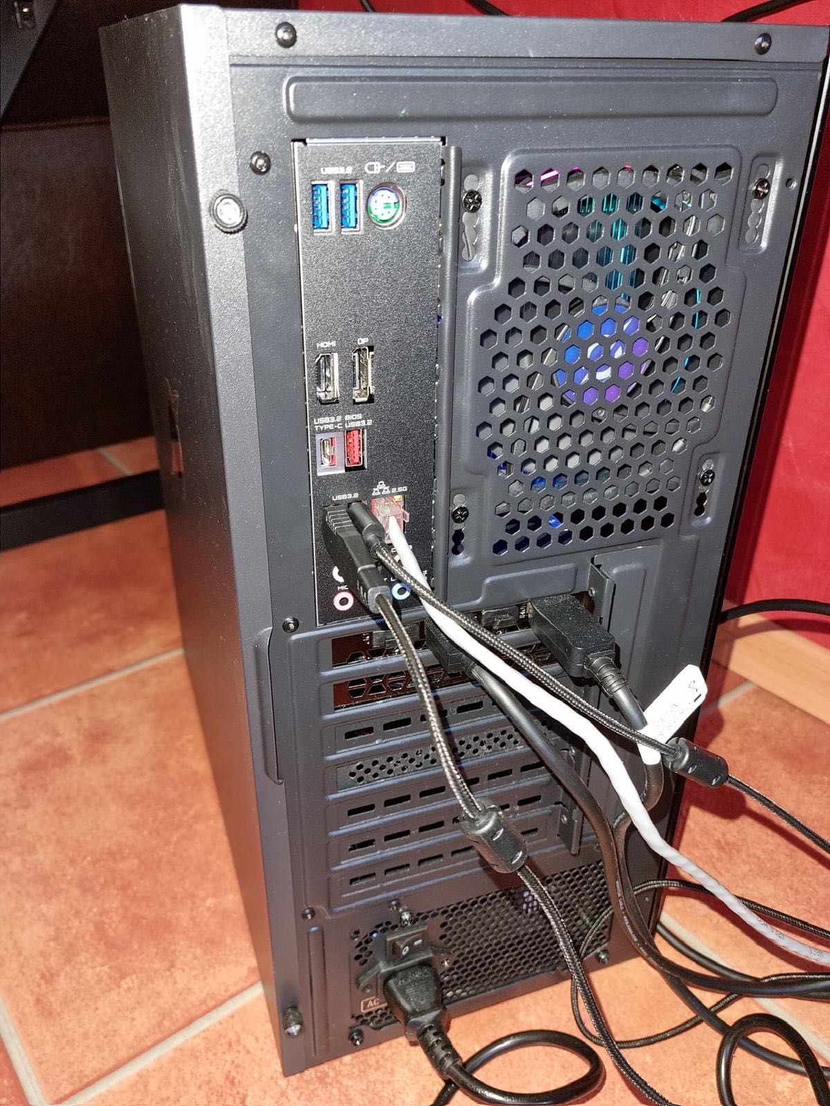 Unitate PC Aqirys