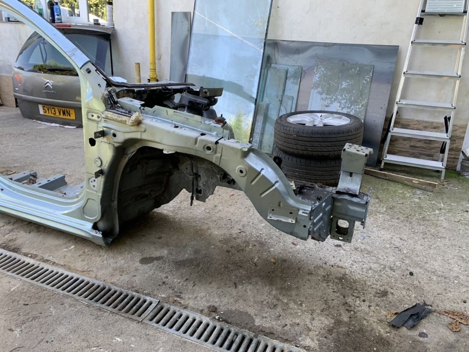 Lonjeron aripa prag 508 break dreapta/stanga impecabila!