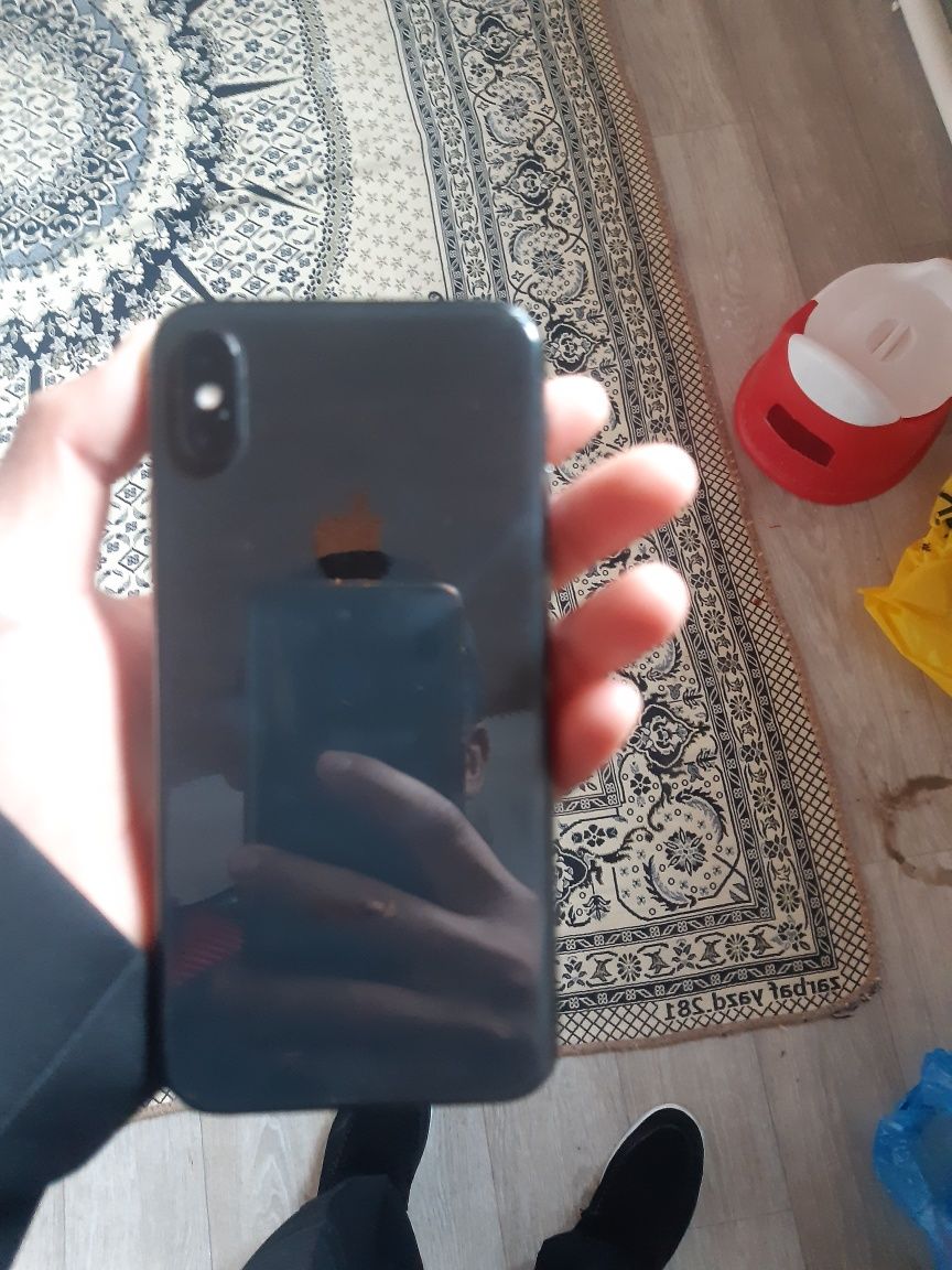Iphone X,продою айфон