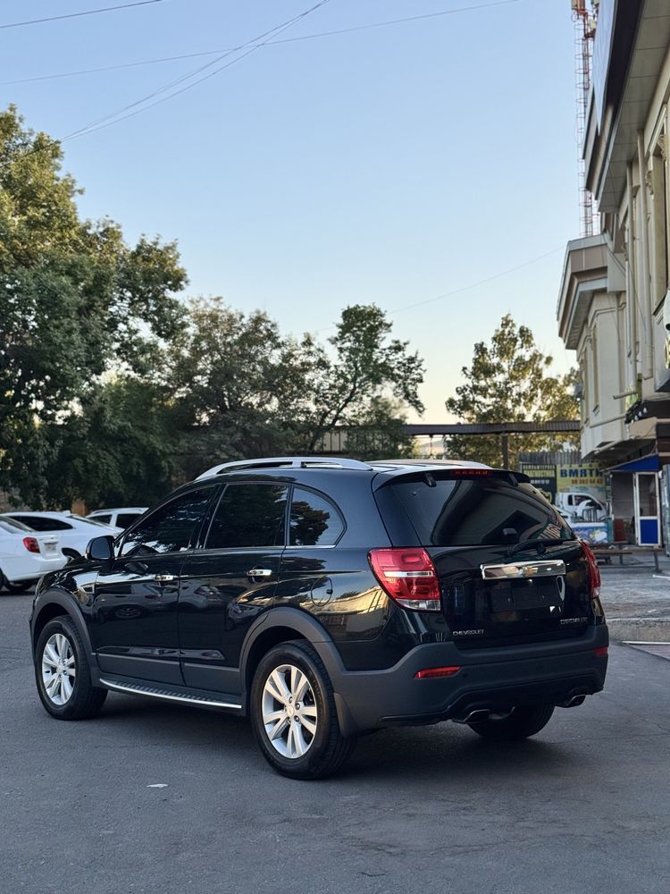 Chevrolet Captiva 3/4 qilingan 2013-yil