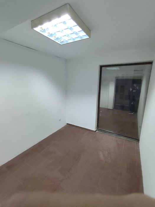 Продавам помещение в идеален център