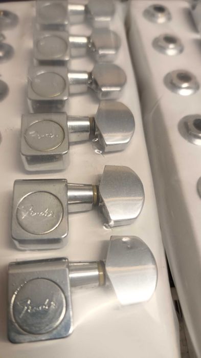 Ключове за китара  и тремоло Fender