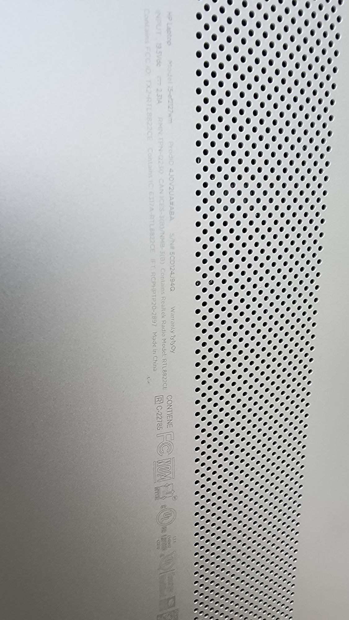HP noutbuk, model 15-ef2127wm