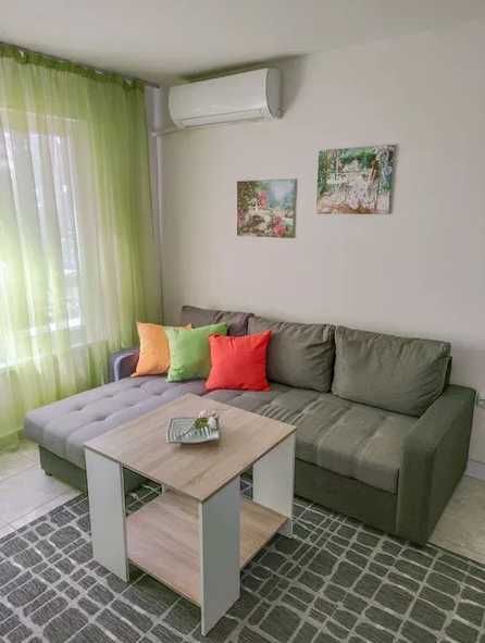 Продава се Тристаен апартамент в София, Хаджи Димитър - 93 кв.м за 2033 €/кв.м - Снимка #1