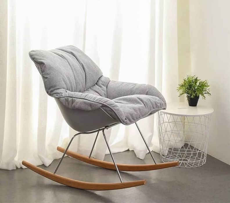 Fotoliu tip balansoar