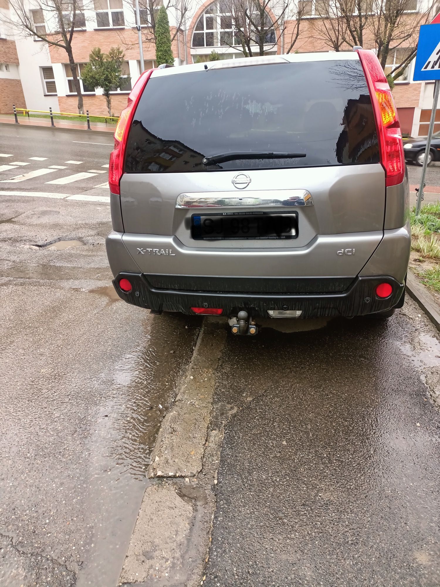 Nissan X trail T31