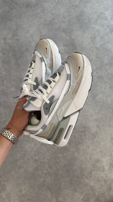 Дамски маратонки Nike Furyosa, 2 ЦВЯТА