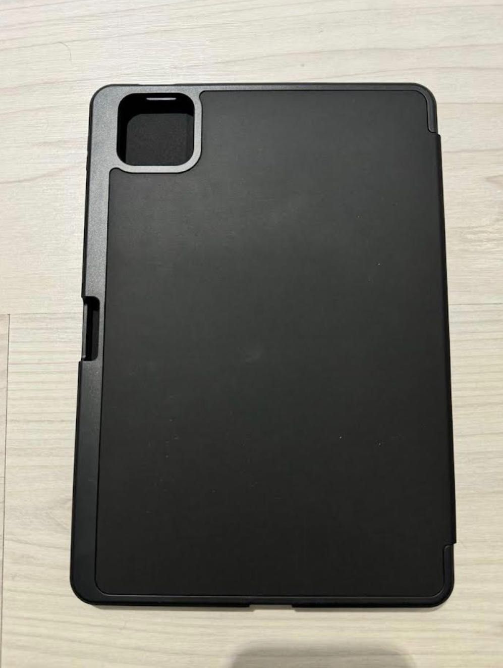 Силиконов кейс и поставка за Xiaomi Pad 6, Xiaomi Pad 6 Pro (черен)