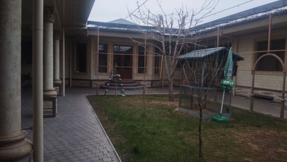 Srochna uy sotiladi sabzavot mahallasida.