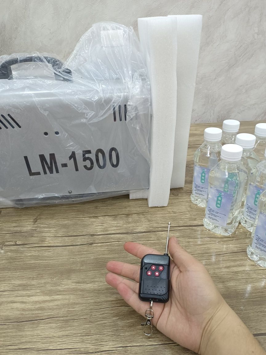 Аппарат для снега от бренда LION KING 1500W