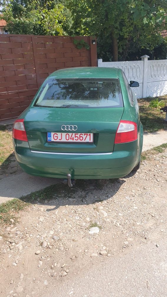 Vând Audi A4 Quattro