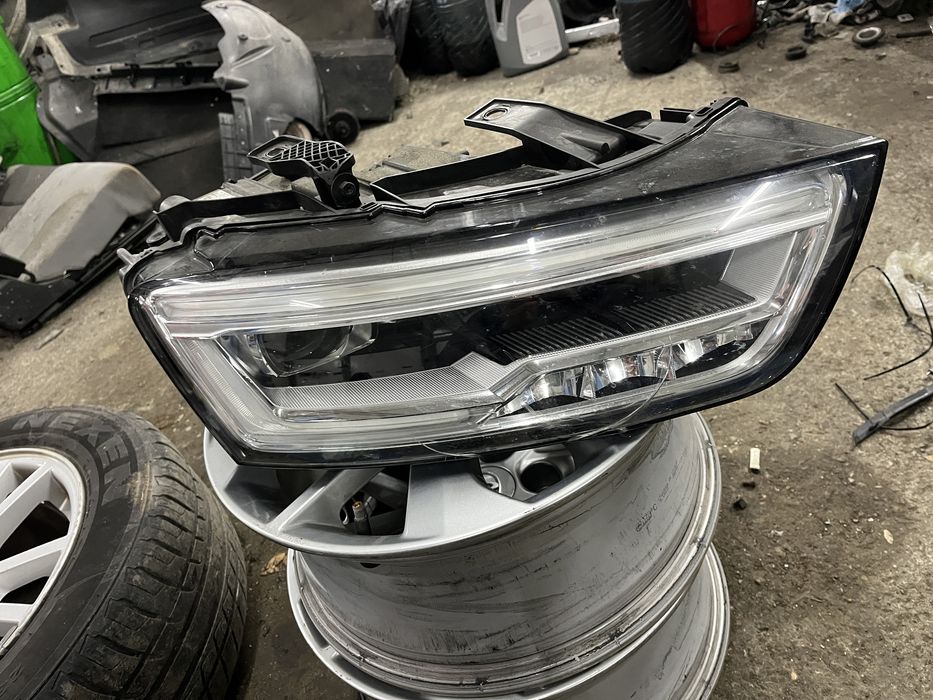 Фар Audi Q3 full Led 2016-