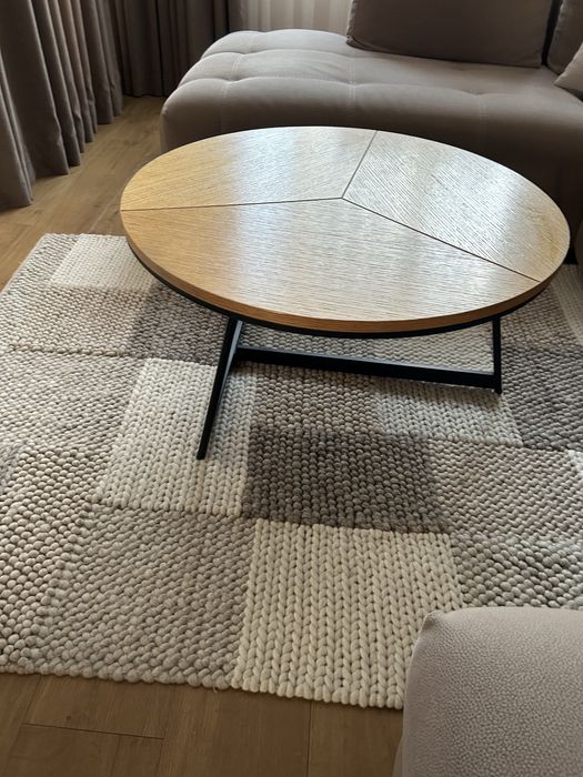 Холна маса МДФ с метални крака