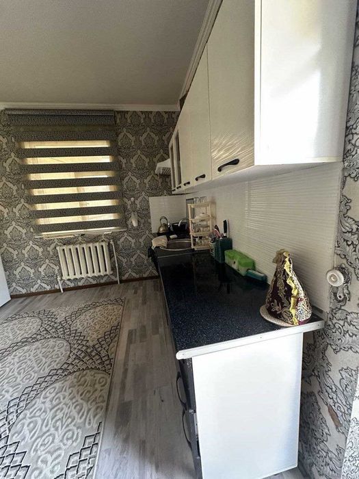 ДОМ ПРОДАЕТСЯ!3х комнатный ,1.8 соток,Рохат круг,метро Олмос. АКТ