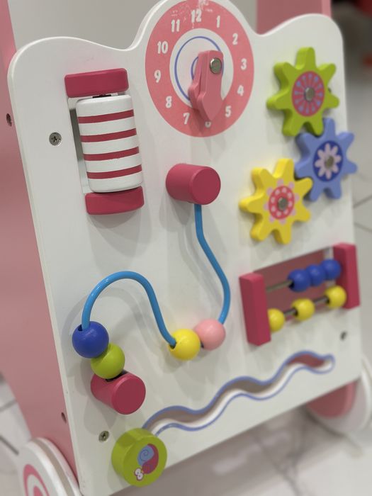 Уокър и бизи борд