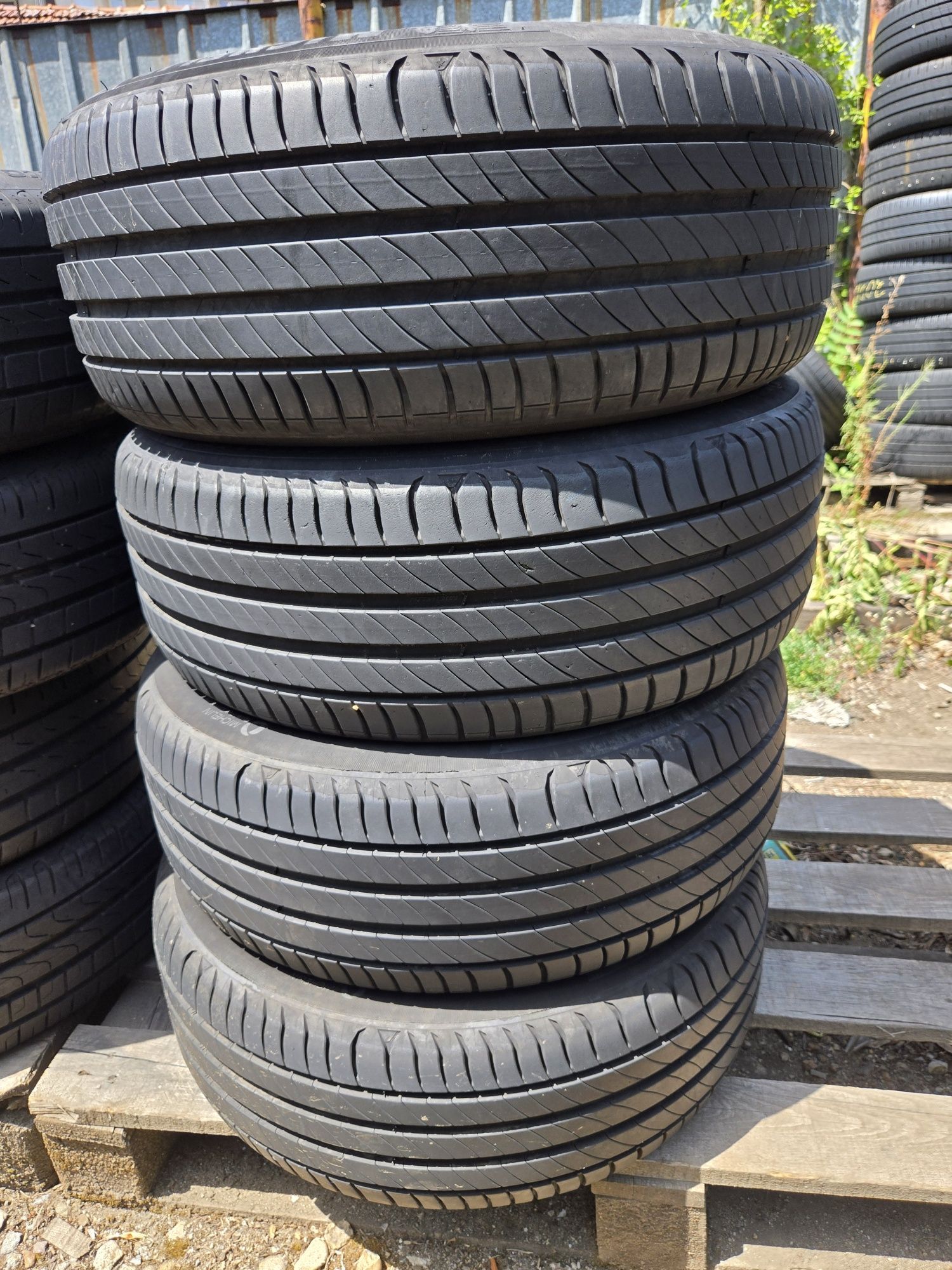 4бр. 205 55 16 Michelin летни.