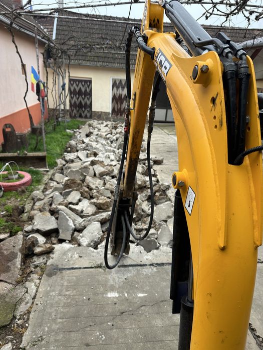 Prestari Servicii DUMPER Miniexcavator Piconat Sapat Nivelat TRANSPORT