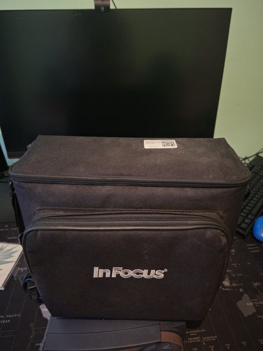 Проектор InFocus LP400
