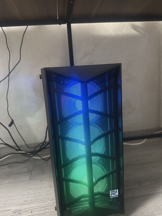 Vand sistem pc de gaming ASUS