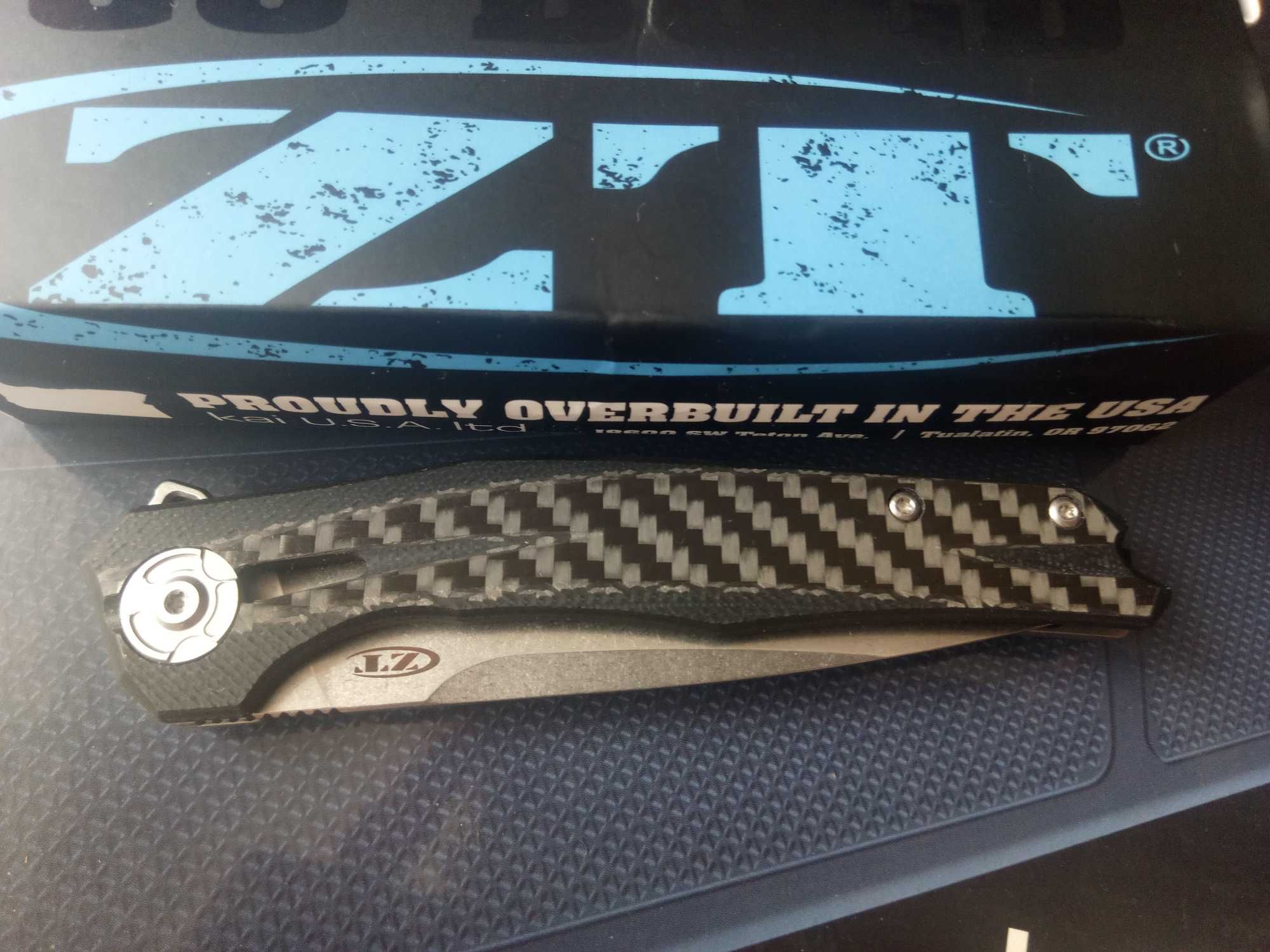 Нож ZT0707, дръжка G10 и карбон