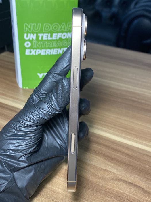 iPhone 16 Pro Max • 256 GB • Desert Titanium