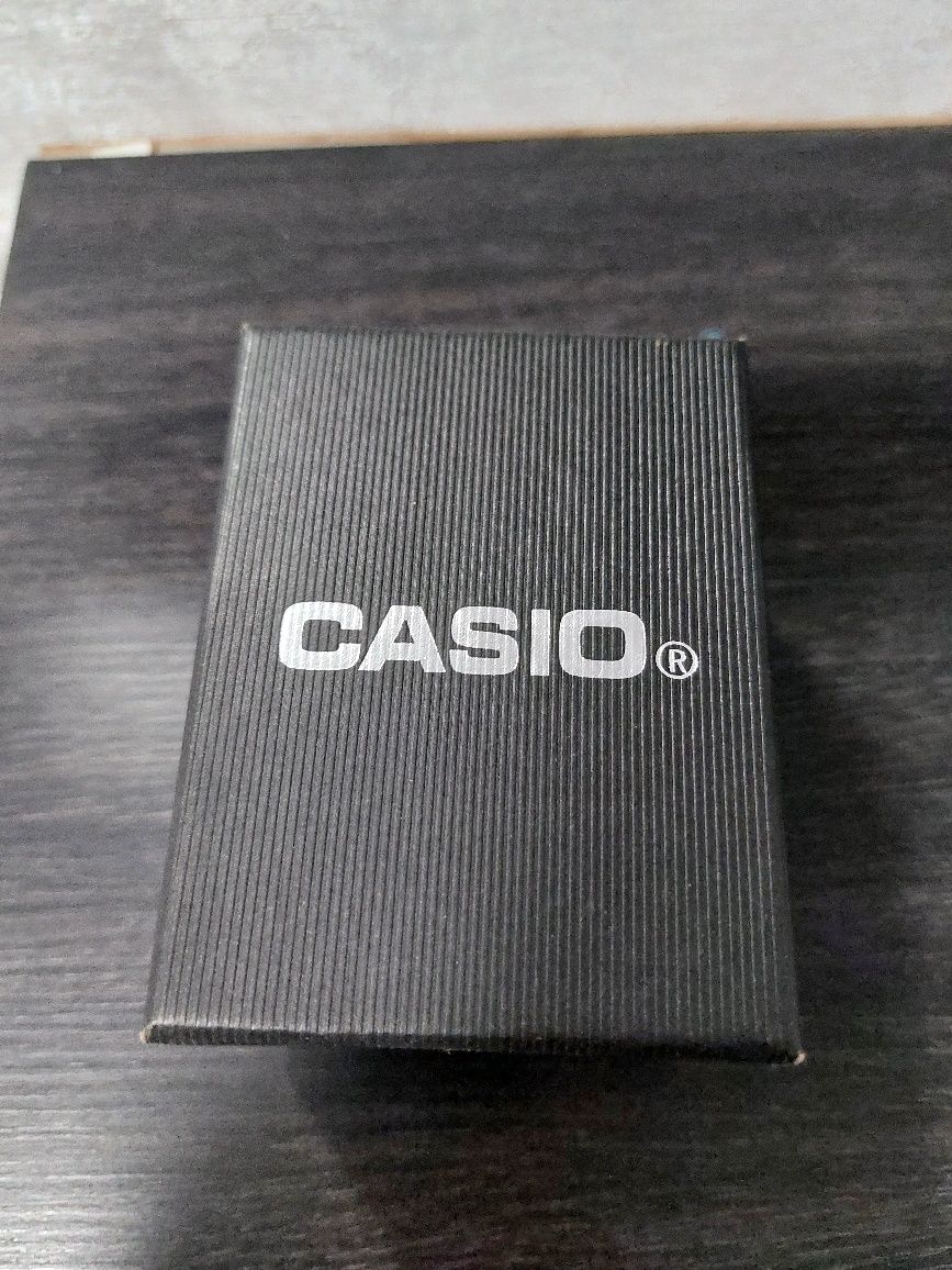 Продам часы casio