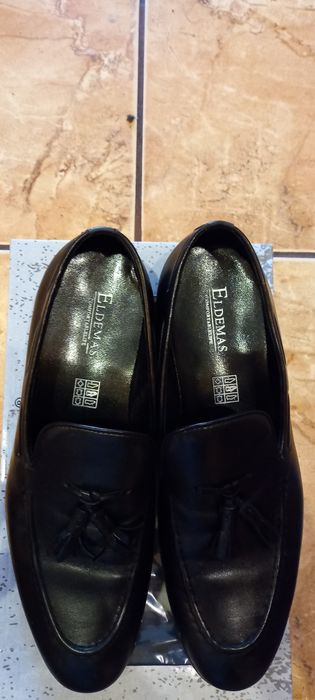 Pantofi negri barbatesti