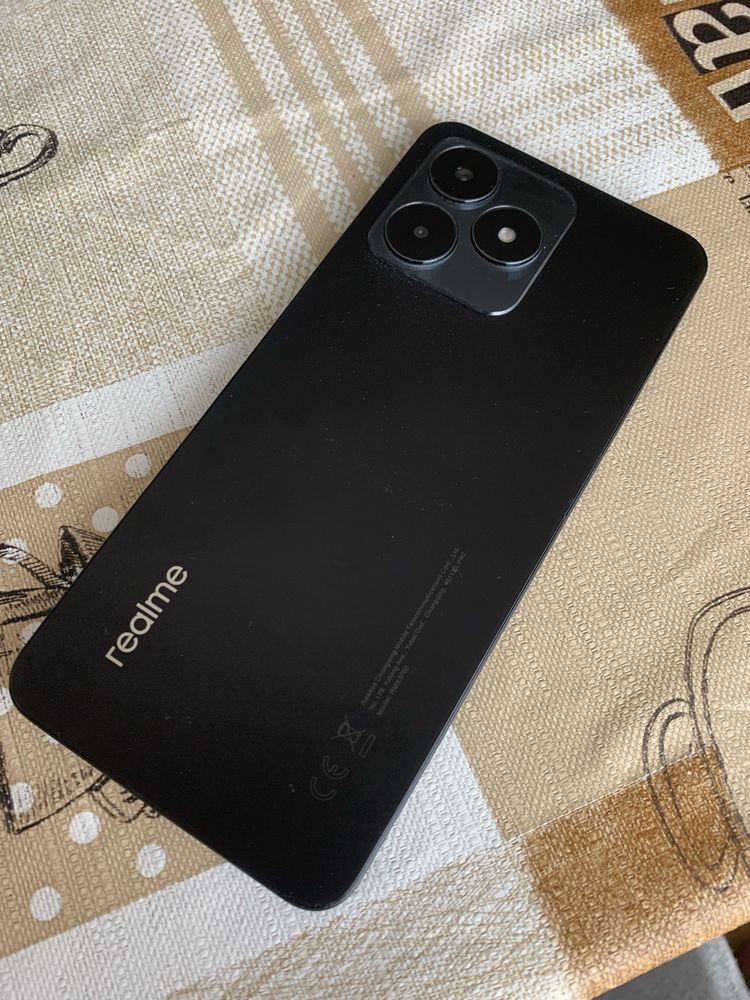 Realmi    C 53.