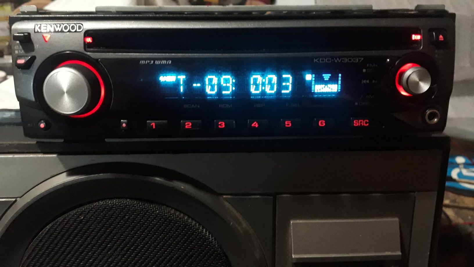 Kenwood авто Cd-MP3 player