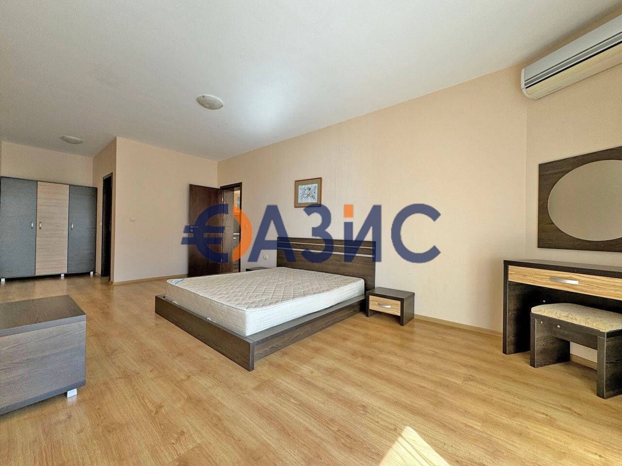 Продава се Двустаен апартамент в Свети Влас - 90 кв.м за 1323 €/кв.м - Снимка #6