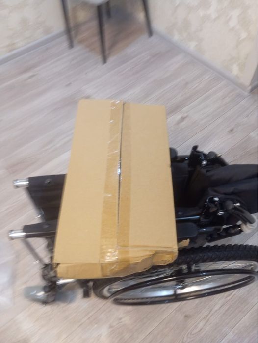 Инвалидная коляска