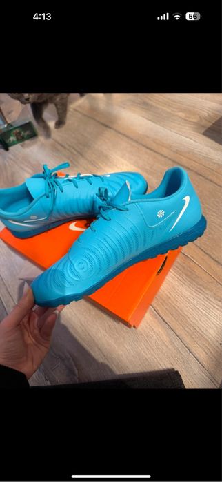 adidasi nike sintetic