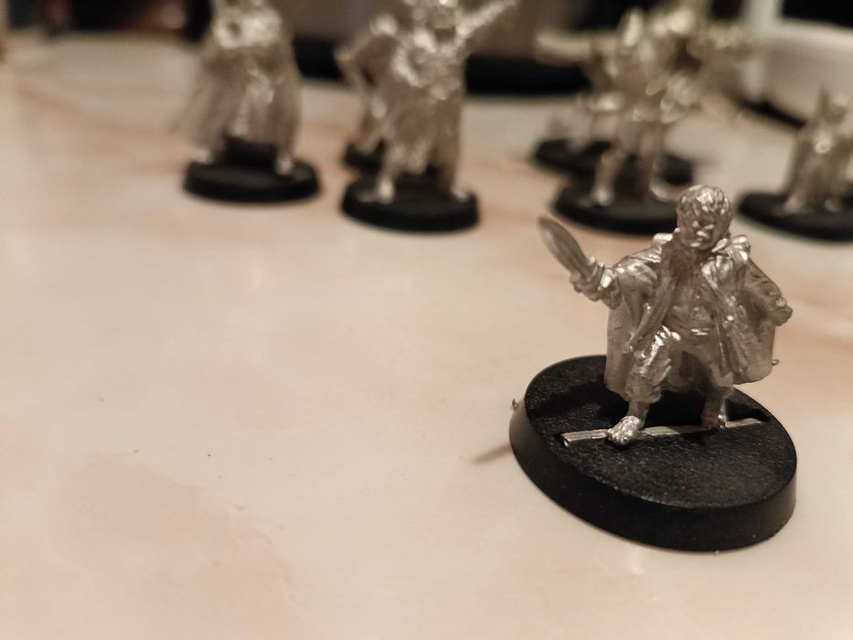 Миниатюри Властелинът на пръстените GW 12 броя метални