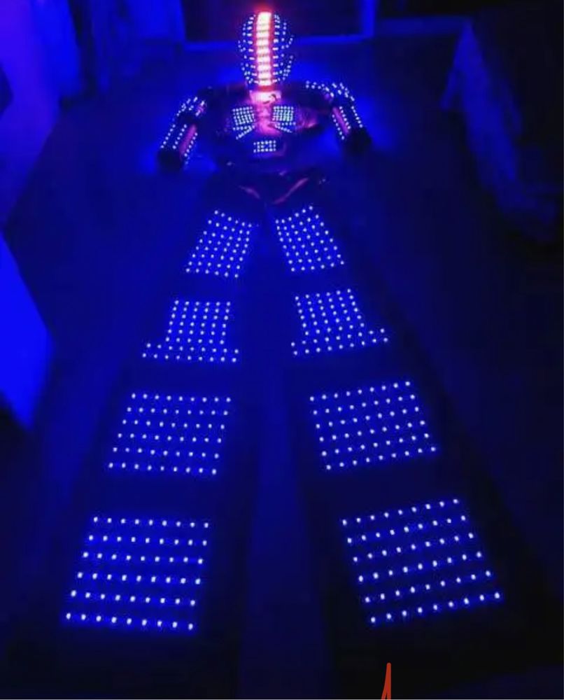 Costum Led robot UNIC in tara
