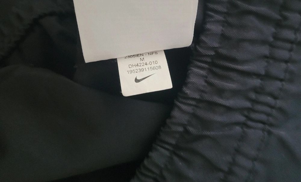 Nike Sportswear Tech Woven