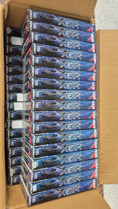 Vând Lot 14 casete video VHS originale marca Edeka HGX,de 240 minute