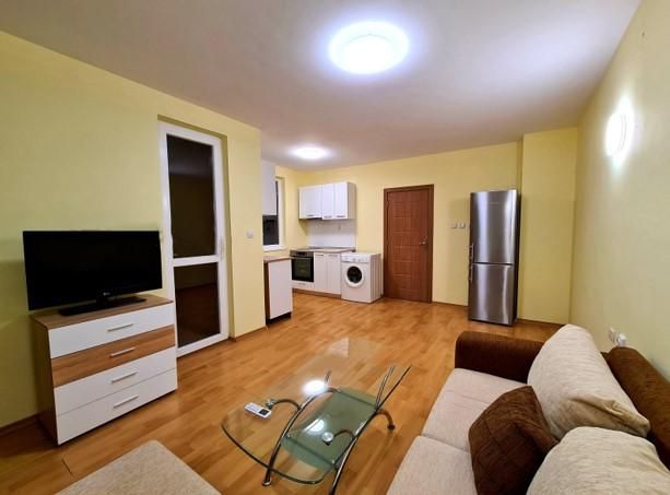 Дава се под наем Двустаен апартамент в София, Обеля 1 - 54 кв.м за 549 € - Снимка #1