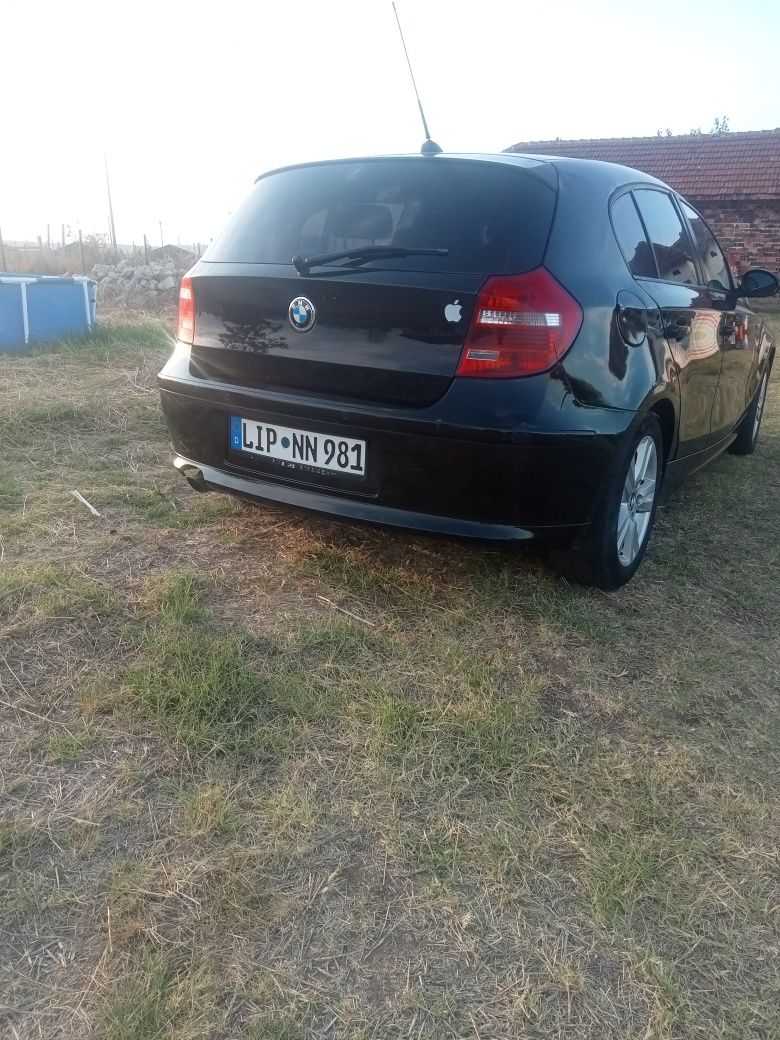 Продавам БМВ е87 116i