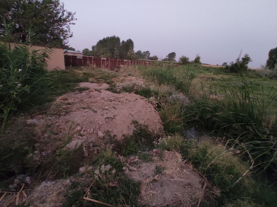 Yer sotiladi Qibray tumani