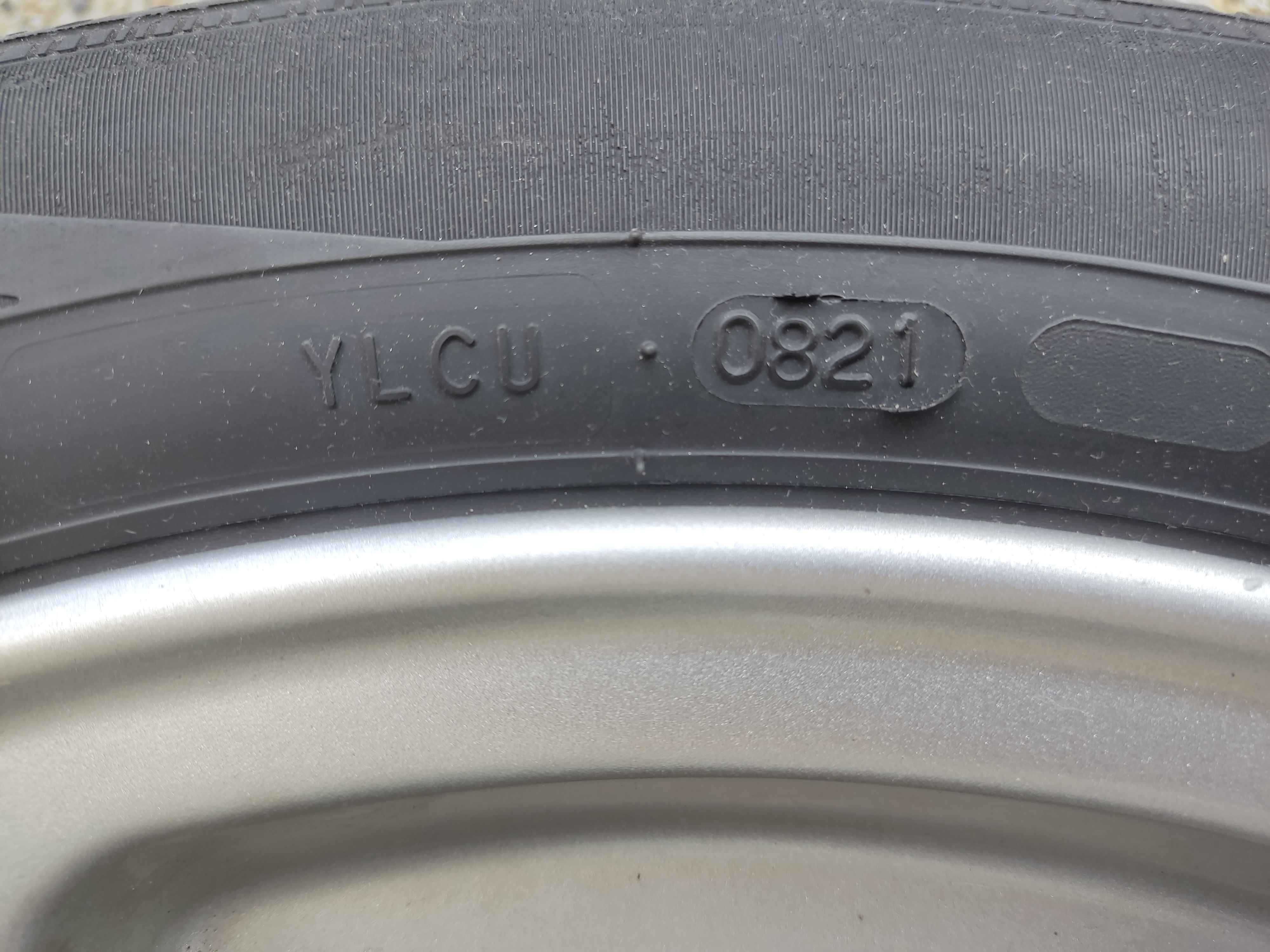 Brock 17 цола оригинални от Subaru с гуми Nokian