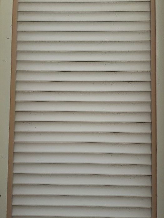 Geamuri cu / fără rolete