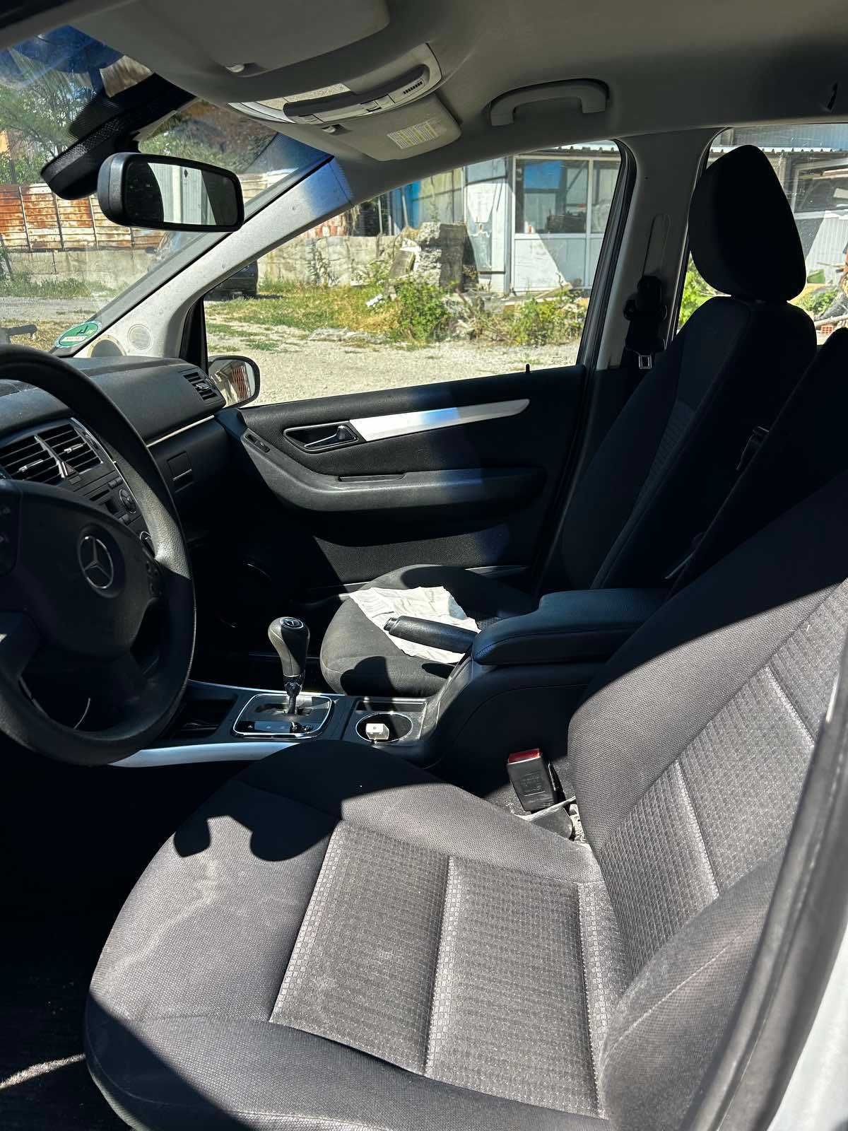Mercedes-Benz B -Klasse  на части